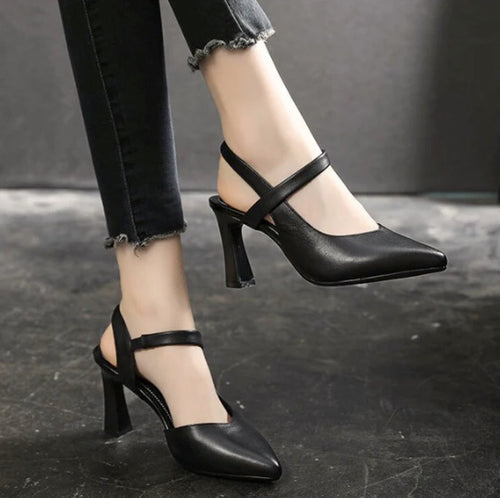 Scarpin de Couro - Salto Bloco Confortável (Promoção Pré Inverno 2024)
