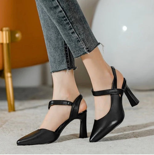 Scarpin de Couro - Salto Bloco Confortável (Promoção Pré Inverno 2024)