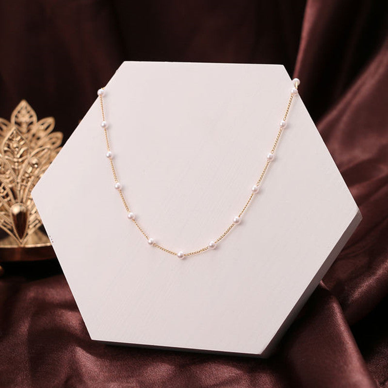 Colar Elegância Perolada